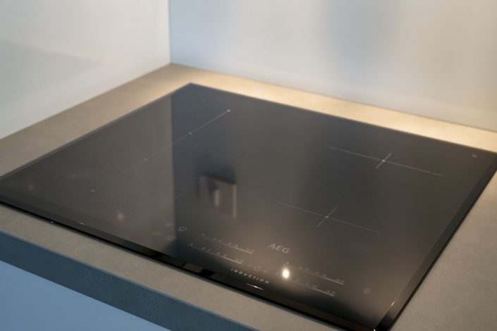 Witte moderne keuken