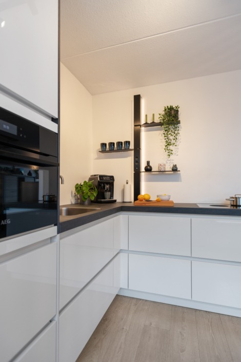 Moderne strakke keuken